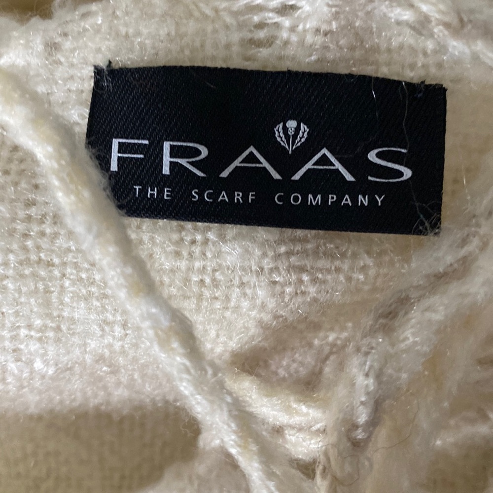 NEW FRAAS IVORY SCARF